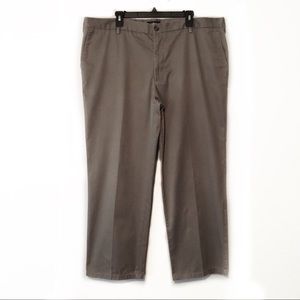 Dockers Classic Fit 100% cotton slacks gray EUC